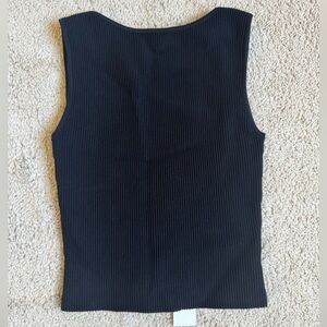 Aritzia Black Babaton Sculpt Knit